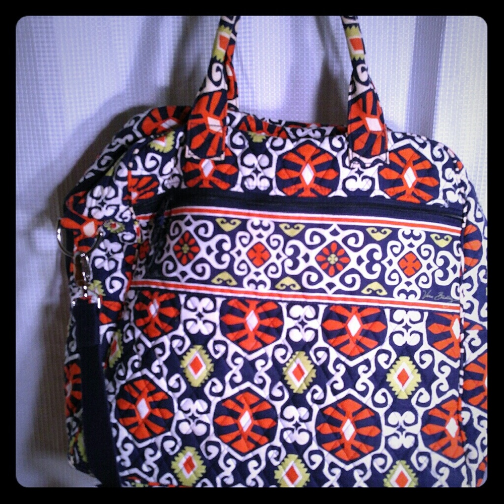 Vera Bradley weekends bag